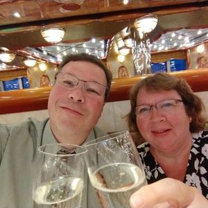 Meet your Posher, Ray